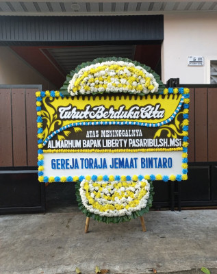 Papan Bunga Duka di Kolese